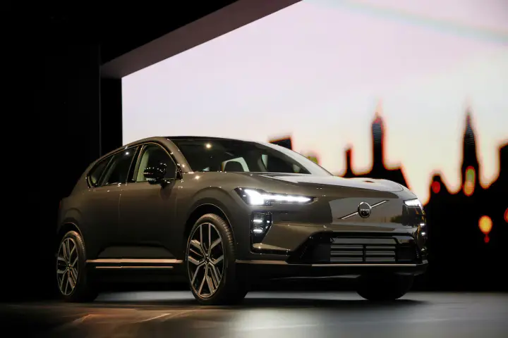 Акции Volvo обвалились на фоне роста убытков и сокращения рабочих мест