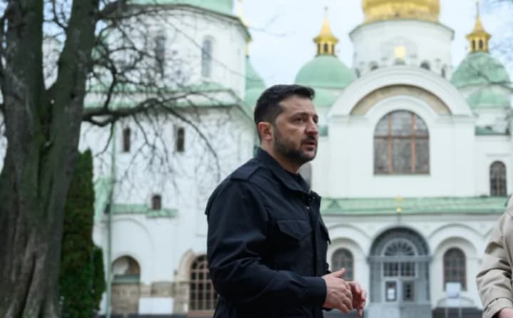 Ukraine will not agree to restrictions on its army and will need €115 billion in 2027 – Zelenskyy
