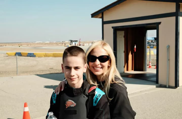 Sarah Michelle Gellar showed her 14-year-old son, who has become incredibly similar in appearance to his famous father