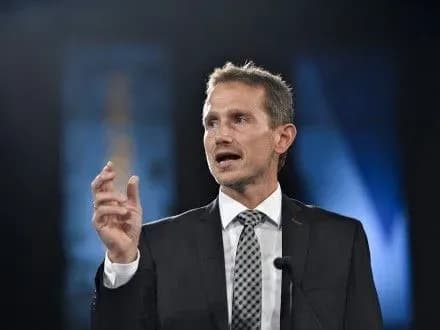 nova-antikoruptsiyna-programa-yes-dlya-ukrayini-zapratsyuye-v-kintsi-roku-mzs-daniyi