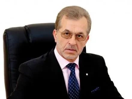 amku-oshtrafuvav-tikh-legalnikh-gravtsiv-rinku-diyalnist-yakikh-ye-maksimalno-prozoroyu-i-zrozumiloyu-l-kosyanchuk