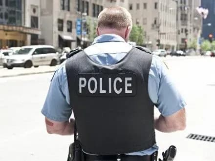 v-nyu-yorku-pomer-spivrobitnik-rosiyskogo-konsulstva