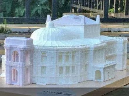 odesiti-stvorili-mini-kopiyu-opernogo-teatru-dlya-ditey-iz-vadami-zoru