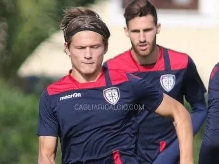 italiyskiy-fk-kalyari-pidpisav-kontrakt-iz-ukrayintsem-i-bryukhovim