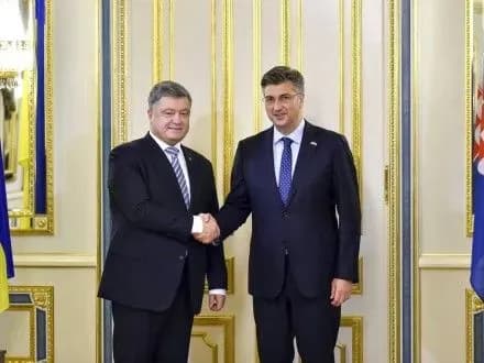p-poroshenko-zustrivsya-iz-premyerom-khorvatiyi