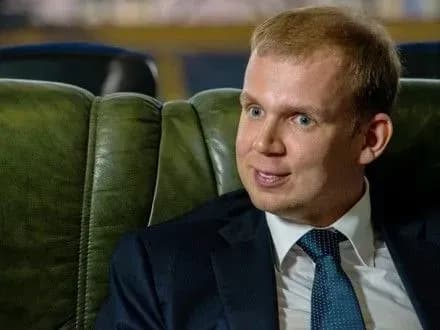 sud-vchergove-dozvoliv-arshtuvati-biznesmena-s-kurchenka-advokat