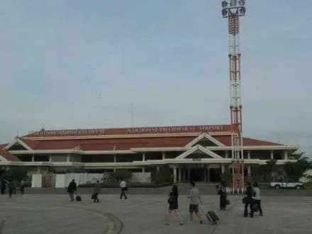 aeroport-u-tayilandi-zakrili-cherez-poveni-do-13-sichnya-mzs