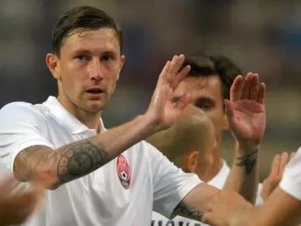 zorya-rozirvala-kontrakt-z-m-sivakovim