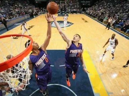 o-len-proviv-rezultativniy-match-v-nba-proti-memfis-grizzlis