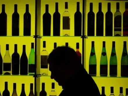 minfin-minekonomrozvitku-i-dfs-znyali-z-sebe-vidpovidalnist-za-borotbu-z-tinovim-rinkom-alkogolyu