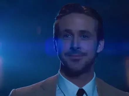 dviynik-aktora-r-goslinga-zabrav-na-nagorodzhenni-premiyu-za-film-la-la-lend