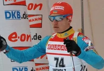 zbirna-ukrayini-z-biatlonu-zdobula-bronzu-na-etapi-kubka-svitu
