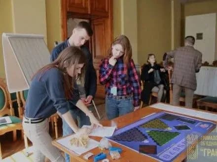 gra-vtecha-z-planeti-zemlya-startuye-u-lvovi-25-bereznya