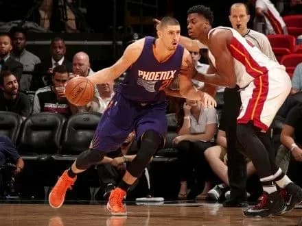 o-len-oformiv-vosmiy-dabl-dabl-v-sezoni-nba