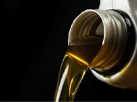 vitchiznyani-virobniki-palivno-mastilnikh-materialiv-dozvolyayut-derzhavi-znachno-ekonomiti-na-tendernikh-protsedurakh-r-nitsovich