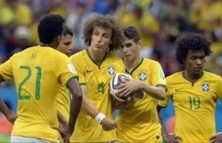 zbirna-braziliyi-dostrokovo-viyshla-na-chs-2018