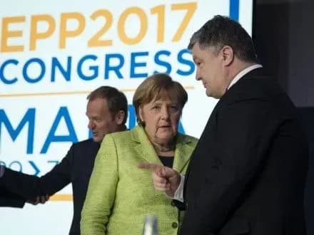 p-poroshenko-zustrivsya-z-a-merkel-na-malti