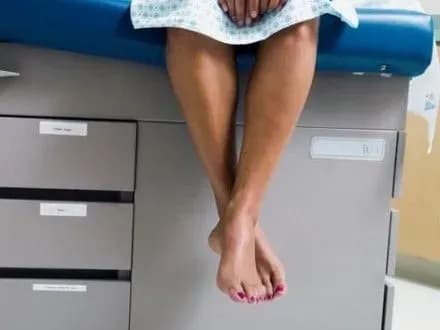 vr-zaproponuvali-dozvolyati-zhinkam-robiti-abort-lishe-u-vinyatkovikh-vipadkakh