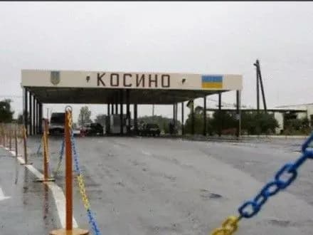 dva-punkti-propusku-na-kordoni-z-ugorschinoyu-prizupinili-propusk-transportu