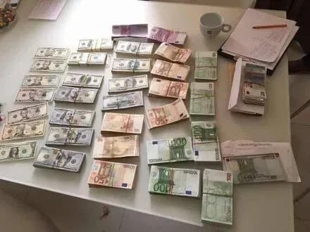 u-kerivnika-brovarskoyi-podatkovoyi-viluchili-nezadeklarovanu-valyutu-yu-lutsenko