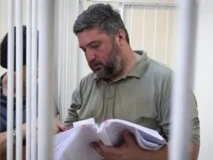 sud-vidmovivsya-vidvesti-suddyu-u-spravi-s-perelomi