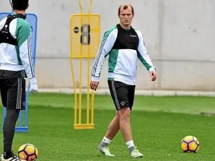 r-zozulya-nablizivsya-do-perekhodu-v-fk-nyu-york-kosmos-zmi