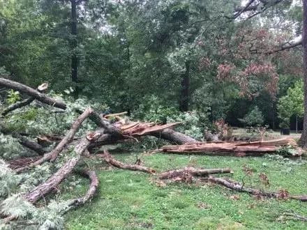 dvoye-lyudey-zaginuli-u-poveni-na-serednomu-zakhodi-ssha