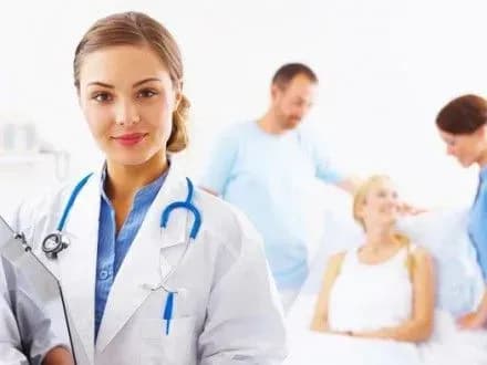 uryad-zvilniv-studentiv-medikiv-vid-obovyazkovogo-vidpratsyuvannya