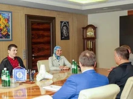 prezident-mozhe-podaruvati-gromadyanstvo-a-osmayevu-nardep