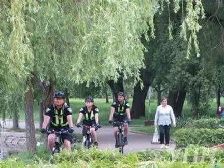 u-rivnomu-zapratsyuvali-patrulni-na-velosipedakh