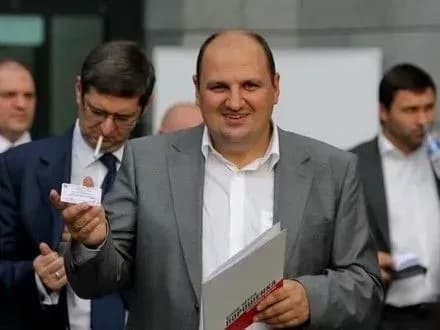 yu-lutsenko-vnis-podannya-do-vr-schodo-zatrimannya-ta-areshtu-b-rozenblata-dopovneno