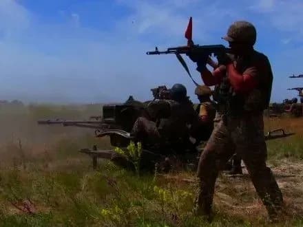 rozpecheni-stvoli-na-poligoni-ugrupuvannya-mariupol-vidbulis-zmagannya-zenitnikiv