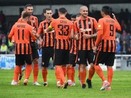 shakhtar-dva-razi-pospil-peremig-na-zbori-v-nimechchini