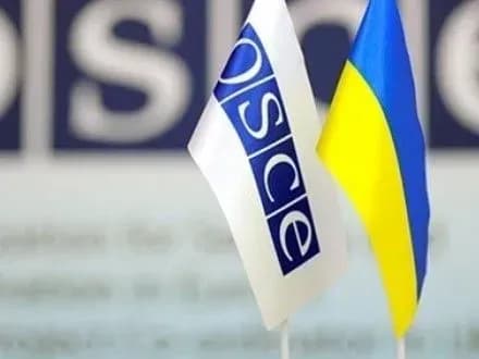 u-donetsku-navkolo-ofisu-obsye-vidnovili-zakhodi-bezpeki-obsye