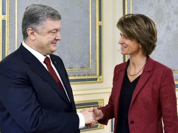 poroshenko-obgovoriv-z-gendirektorom-energetichnoyi-grupi-engie-modernizatsiyu-gts-ukrayini