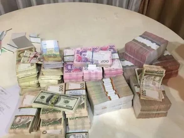 na-kiyivschini-vikrili-milyonnu-skhemu-minimizatsiyi-splati-podatkiv