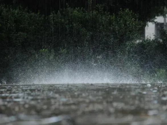 v-ukrayini-poperedili-pro-pidvischennya-rivniv-vodi-u-richkakh