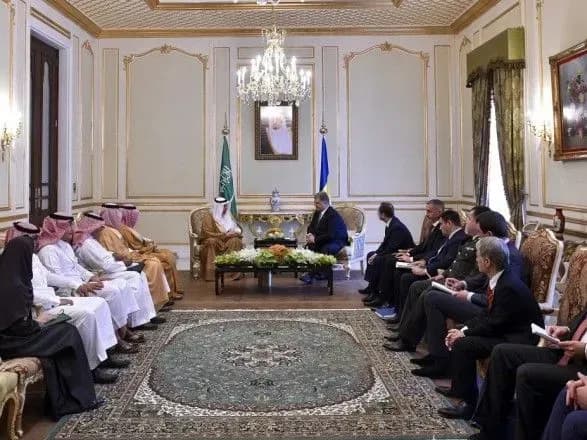 poroshenko-zaprosiv-saudivski-kompaniyi-vzyati-uchast-u-privatizatsiyi-v-ukrayini