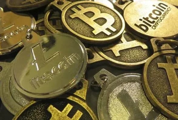 v-nbu-zakonoproekti-pro-kriptovalyutu-nazvali-peredchasnimi-i-nedoskonalimi