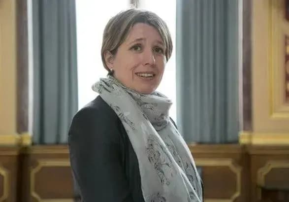 posol-britaniyi-poyasnila-chomu-vivchaye-ukrayinsku-melodiyna-ta-logichna-mova