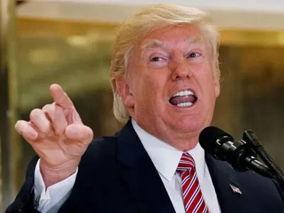 tramp-vvazhaye-scho-rosiya-mozhe-dopomogti-ssha-virishiti-krizu-v-ukrayini