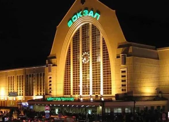 u-kiyevi-zaminuvali-tsentralniy-zaliznichniy-vokzal-1