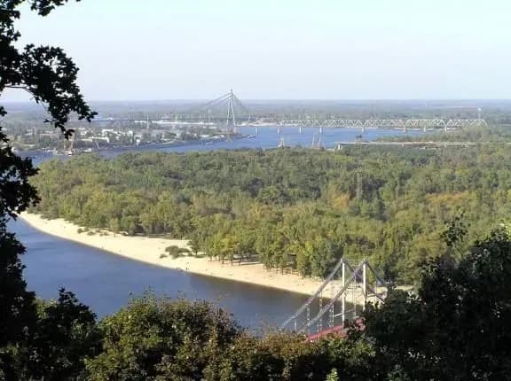 eks-kerivniku-kp-pleso-povidomili-pro-pidozru-za-budinok-u-gidroparku