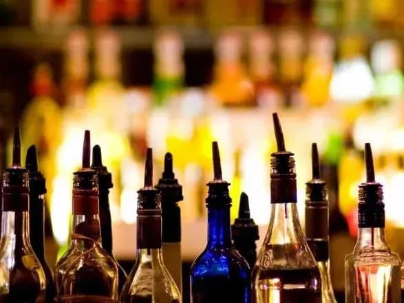 alkogol-cherez-internet-kupuyut-5-ukrayintsiv-doslidzhennya