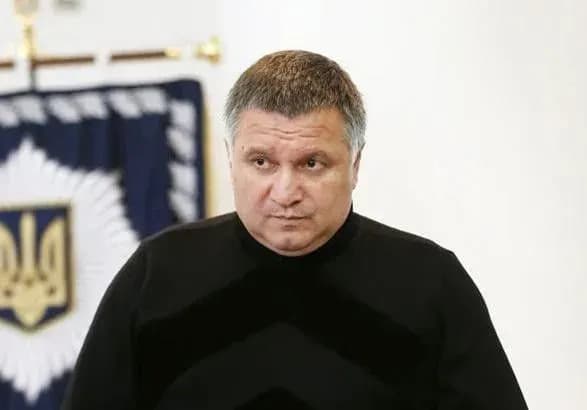 avakov-nazivaye-mertvimi-minski-ugodi-neobkhidniy-noviy-format-peregovoriv