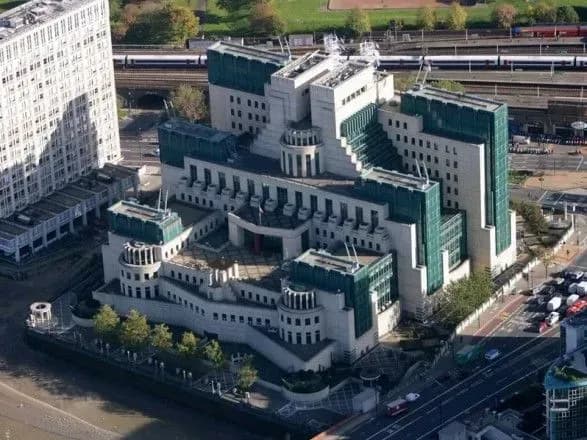 glava-britanskoyi-rozvidki-vvazhaye-rosiyu-golovnoyu-zagrozoyu-mizhnarodniy-bezpetsi