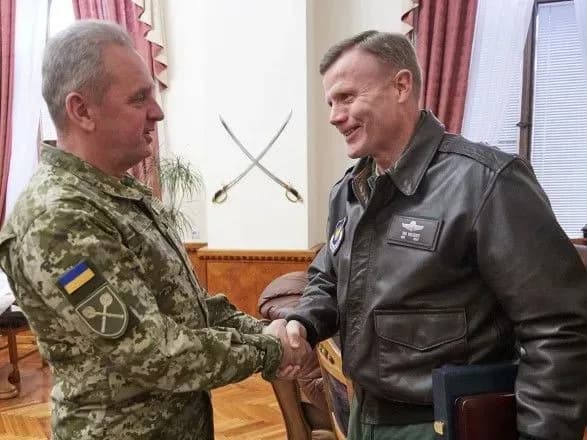 ukrayina-ta-nato-nastupnogo-roku-provedut-spilni-navchannya-povitryanikh-sil