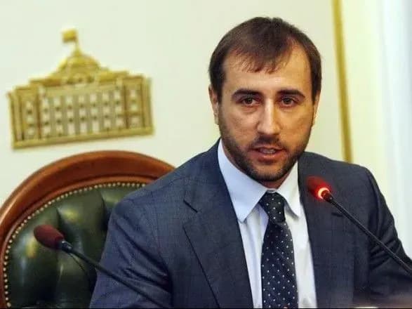 yevropeyska-presa-zvinuvatila-nardepa-ribalku-v-torgivli-na-krovi