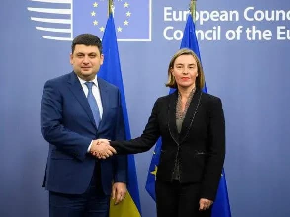 groysman-pochav-robochiy-vizit-v-bryussel