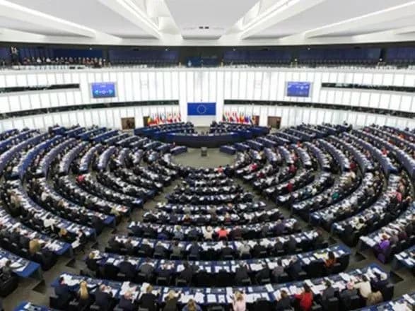 v-yep-sturbovani-cherez-napadi-na-antikoruptsiyni-ustanovi-v-ukrayini